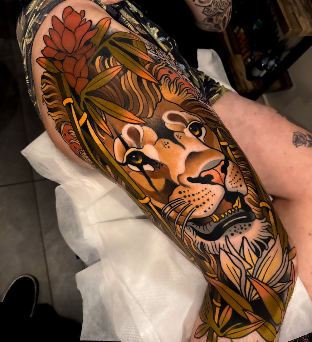Neotraditional tattoo in de Kempen bij Cobra Gold in Balen